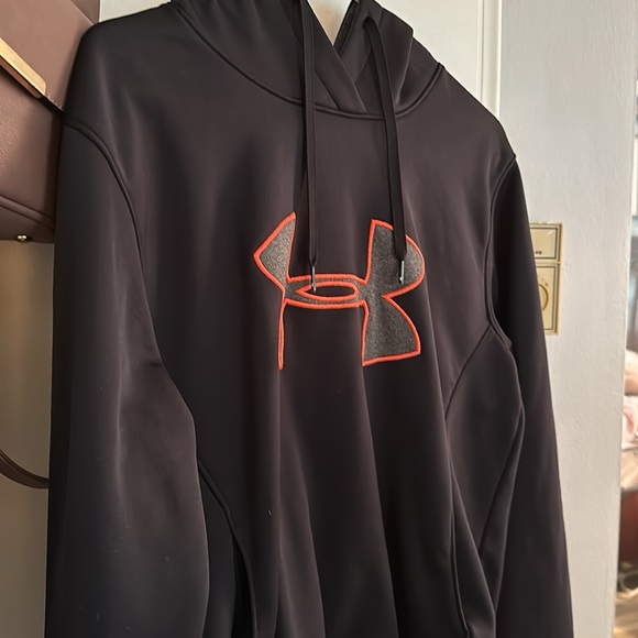 Under armor hoodie - Picture 2 of 2